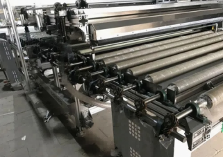 W pełni automatyczna pozioma maszyna do mycia i suszenia szkła izolacyjnego o średnicy 1600 mm