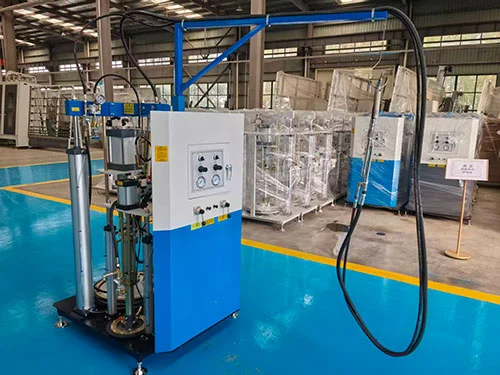 Two Component Sealant Applicator For Insulating Glass